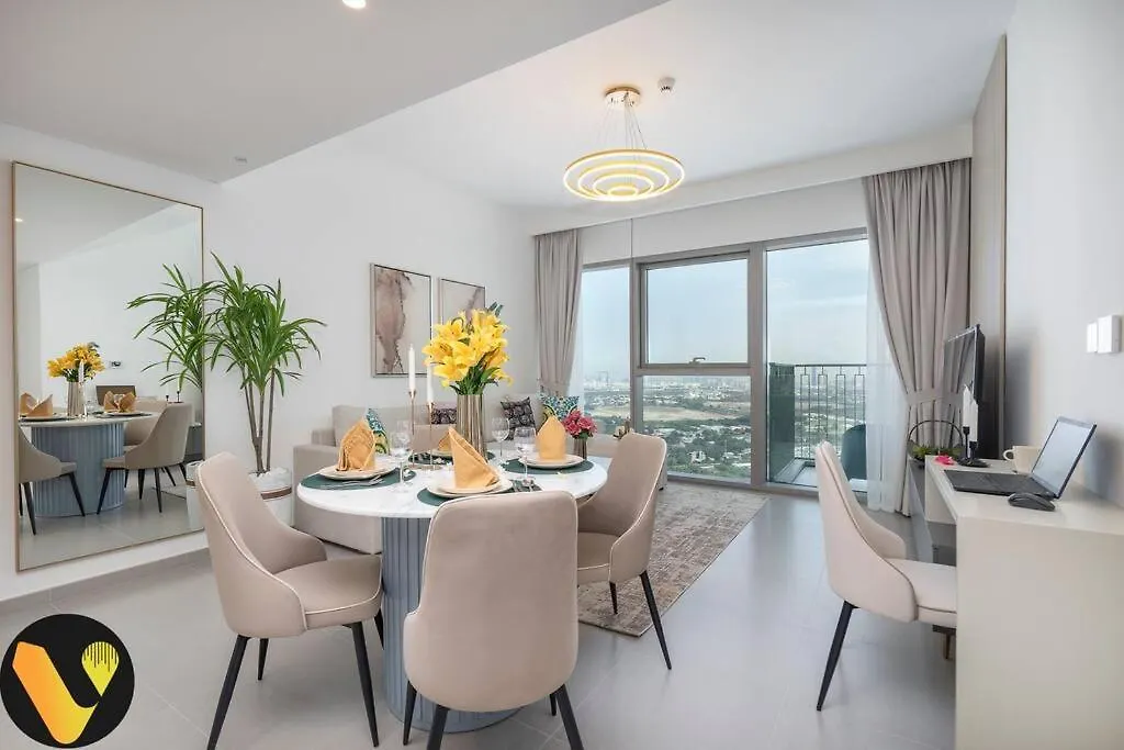 Downtown Views II - Vogue One Bedroom Apartment With Balcony, Opposite Dubai Mall Skybridge