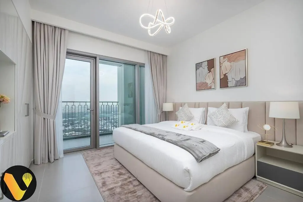Downtown Views II - Vogue One Bedroom Apartment With Balcony, Opposite Dubai Mall Skybridge 0*,