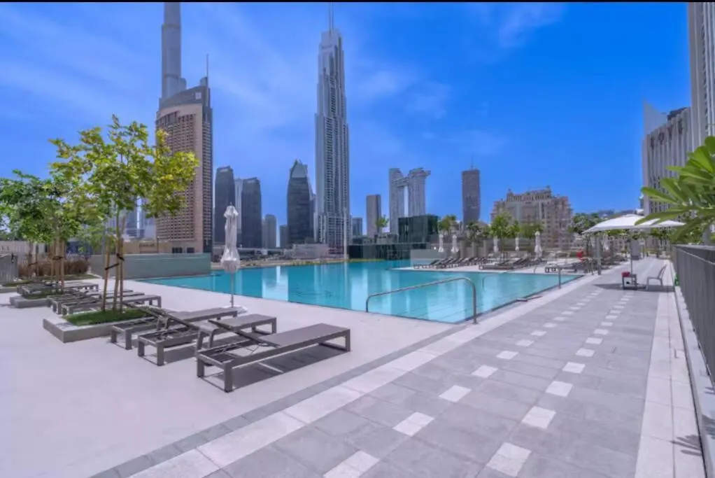 Downtown Views II - Vogue One Bedroom Apartment With Balcony, Opposite Dubai Mall Skybridge United Arab Emirates
