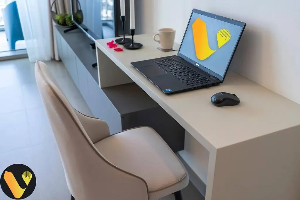 Downtown Views II - Vogue One Bedroom Apartment With Balcony, Opposite Dubai Mall Skybridge United Arab Emirates