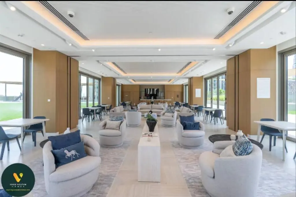 Downtown Views II - Vogue One Bedroom Apartment With Balcony, Opposite Dubai Mall Skybridge