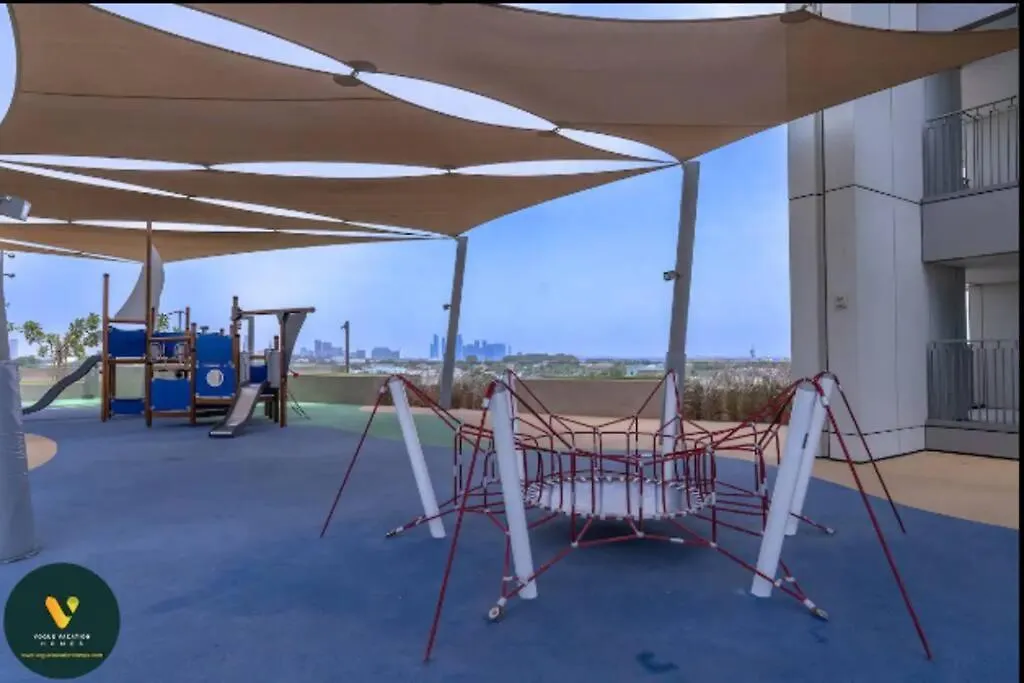 Downtown Views II - Vogue One Bedroom Apartment With Balcony, Opposite Dubai Mall Skybridge